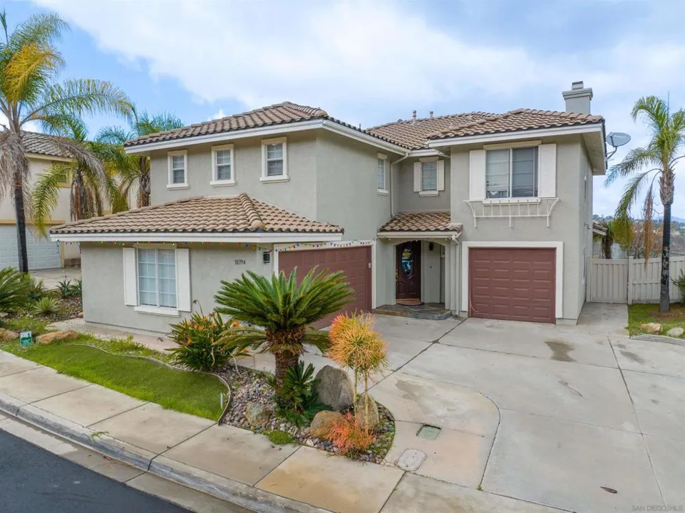 10394 Valley Waters Dr Spring Valley, CA 91978