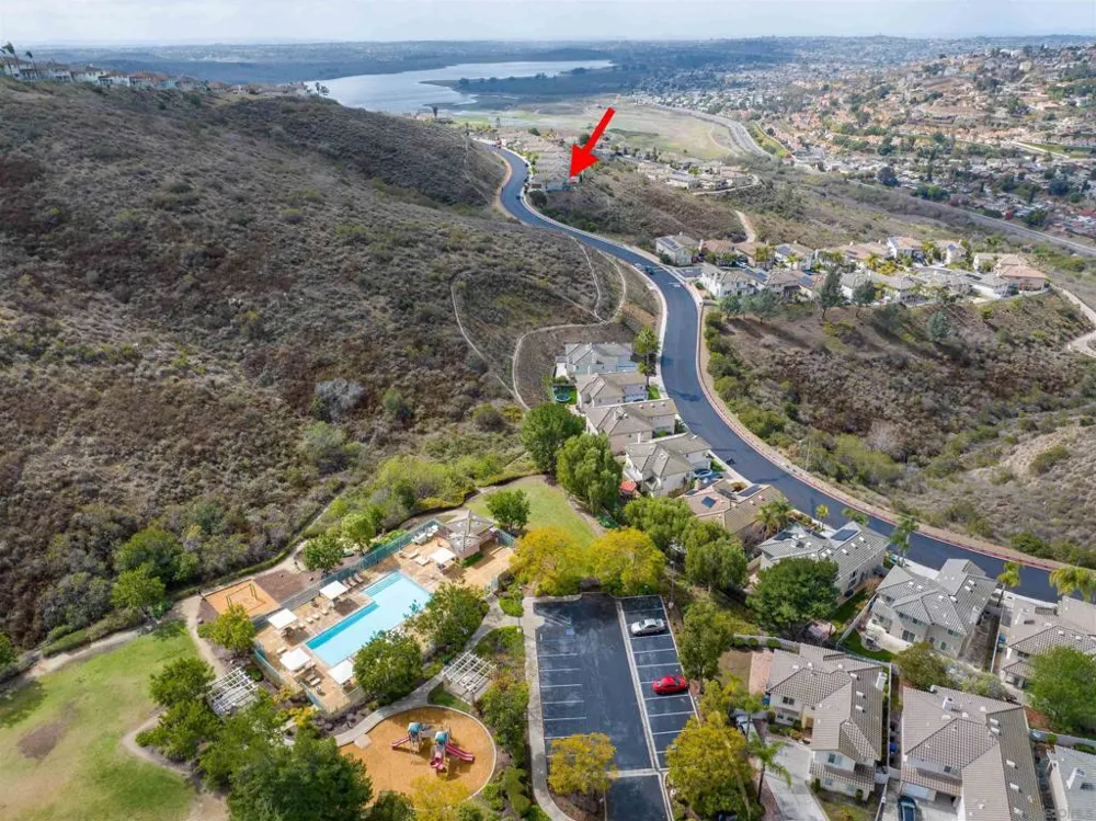 10394 Valley Waters Dr Spring Valley, CA 91978