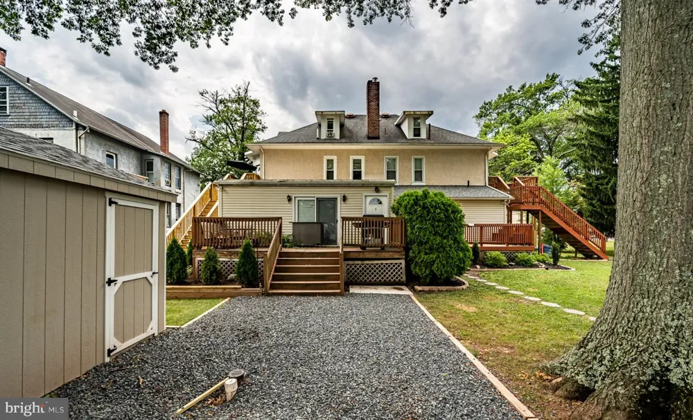 445 E MAIN STREET #1 Collegeville, PA 19426
