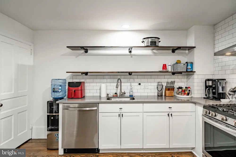 445 E MAIN STREET #1 Collegeville, PA 19426