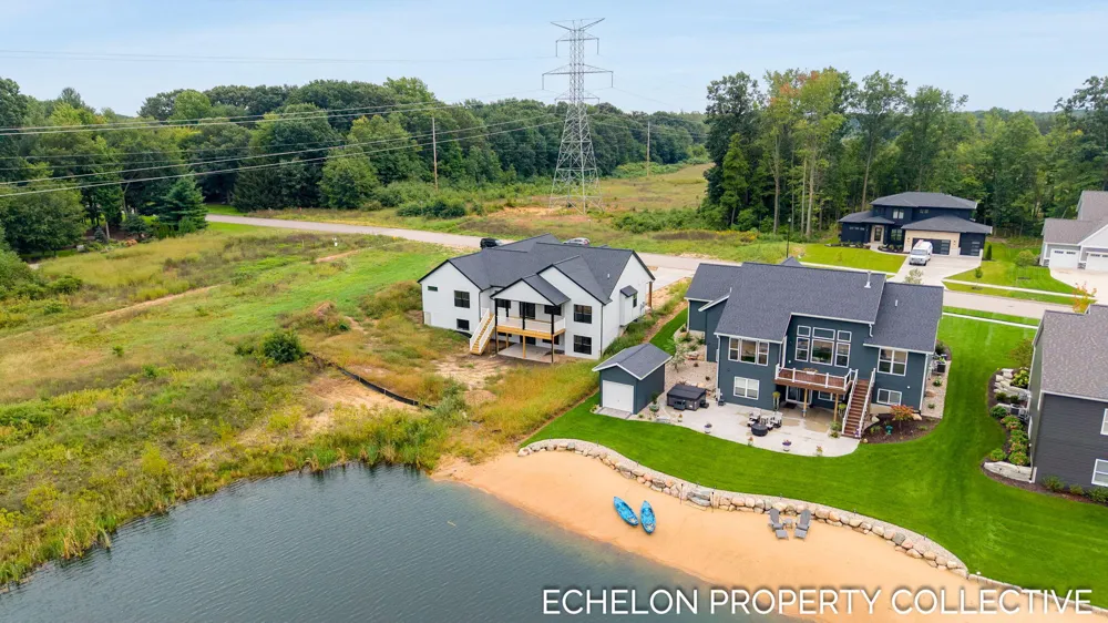 4649 Hidden Ridge Drive Hudsonville, MI 49426