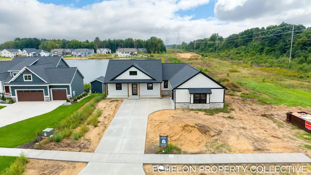 4649 Hidden Ridge Drive Hudsonville, MI 49426