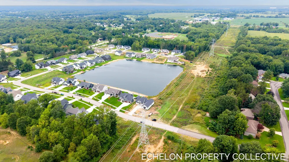 4649 Hidden Ridge Drive Hudsonville, MI 49426