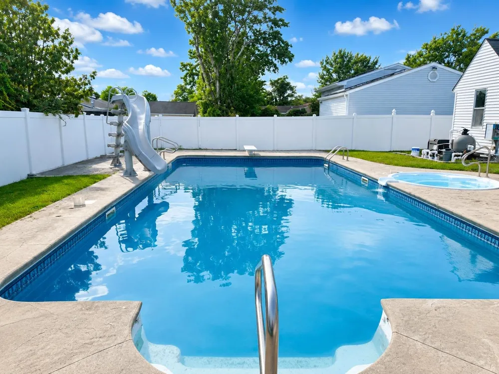 208 Old Mill Drive North Cape May, NJ 08204