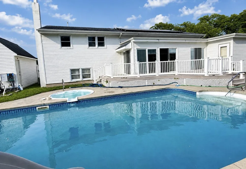208 Old Mill Drive North Cape May, NJ 08204