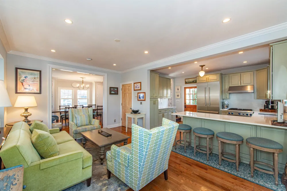 85 EVERGREEN AVE Bloomfield, NJ 07003