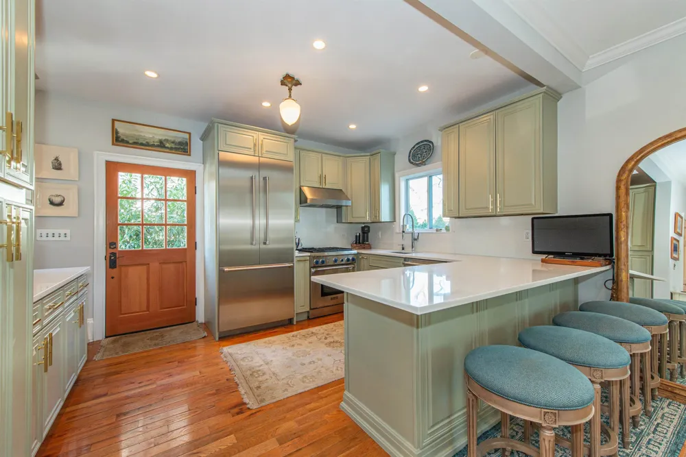 85 EVERGREEN AVE Bloomfield, NJ 07003