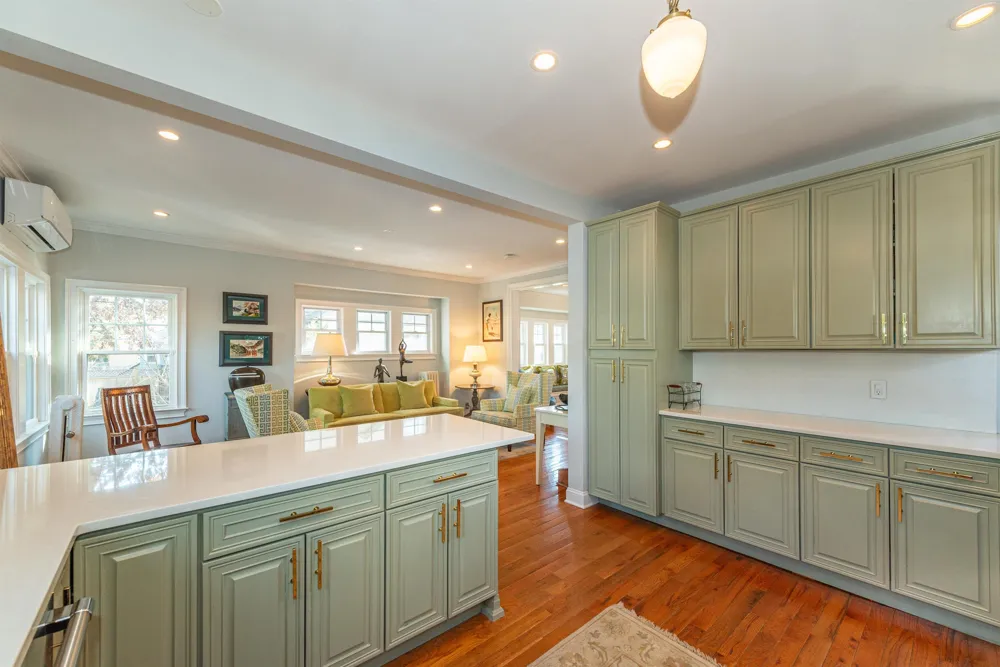 85 EVERGREEN AVE Bloomfield, NJ 07003