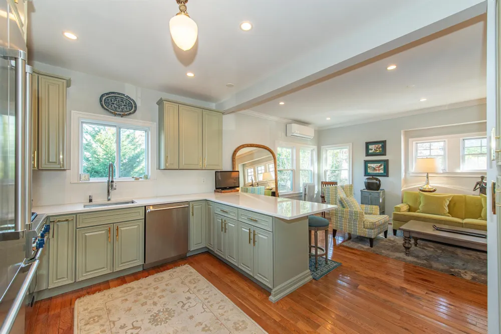 85 EVERGREEN AVE Bloomfield, NJ 07003