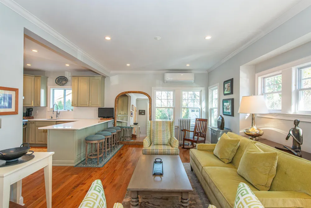 85 EVERGREEN AVE Bloomfield, NJ 07003