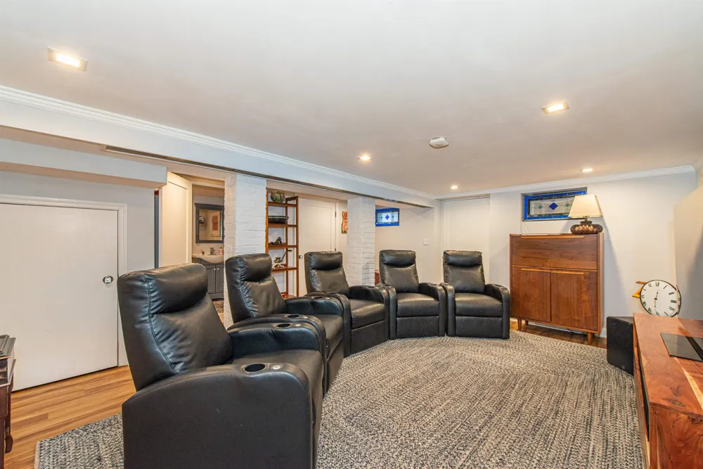 85 EVERGREEN AVE Bloomfield, NJ 07003