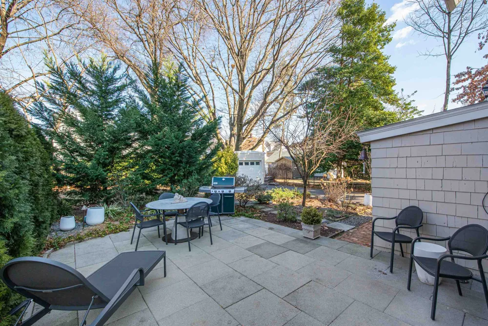 85 EVERGREEN AVE Bloomfield, NJ 07003