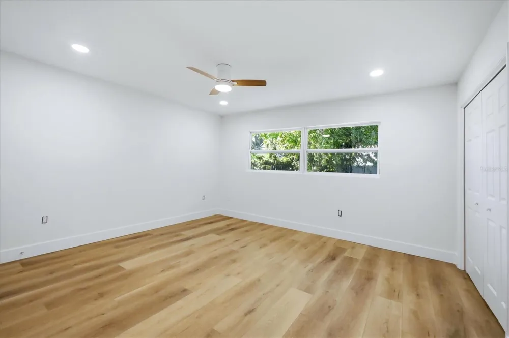 4803 21ST AVENUE W Bradenton, FL 34209