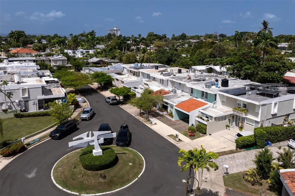 A18 ALAMEDA ST. Guaynabo, PR 00966