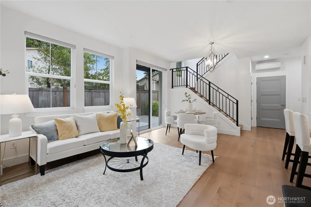 11505 112th Court NE Kirkland, WA 98033