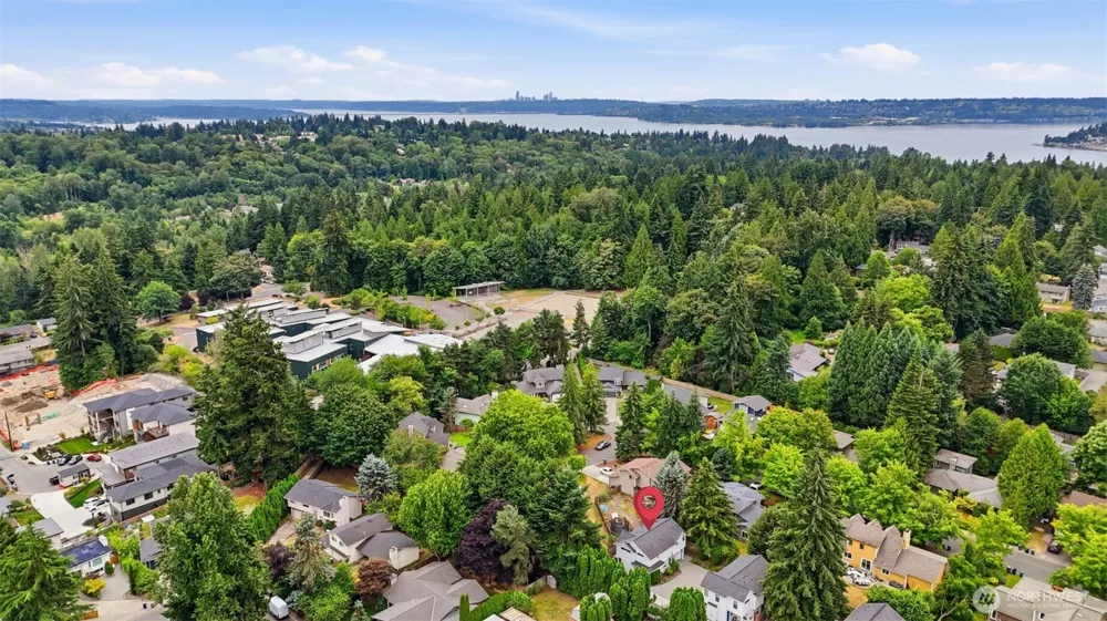 11505 112th Court NE Kirkland, WA 98033