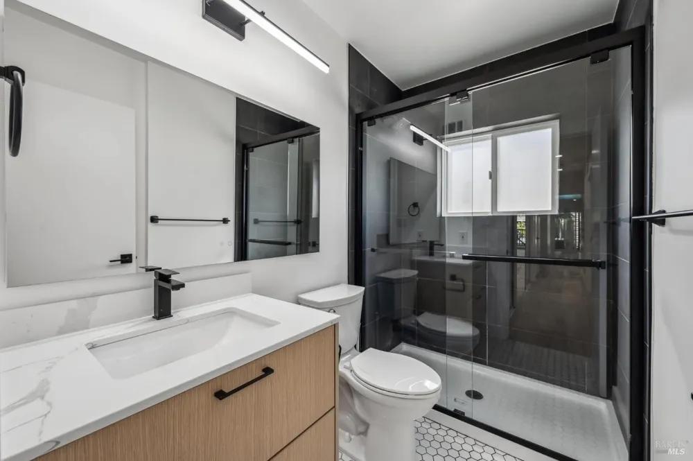19 Knoll Lane Mill Valley, CA 94941