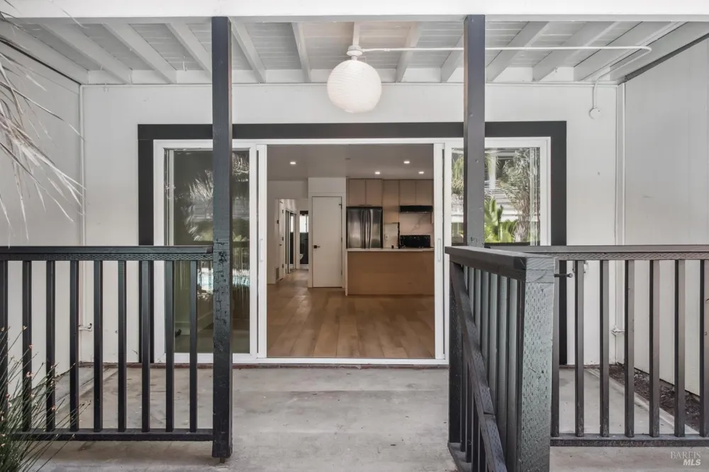19 Knoll Lane Mill Valley, CA 94941