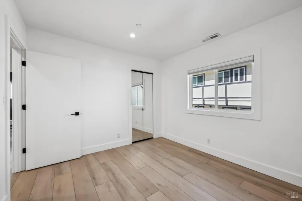 19 Knoll Lane Mill Valley, CA 94941
