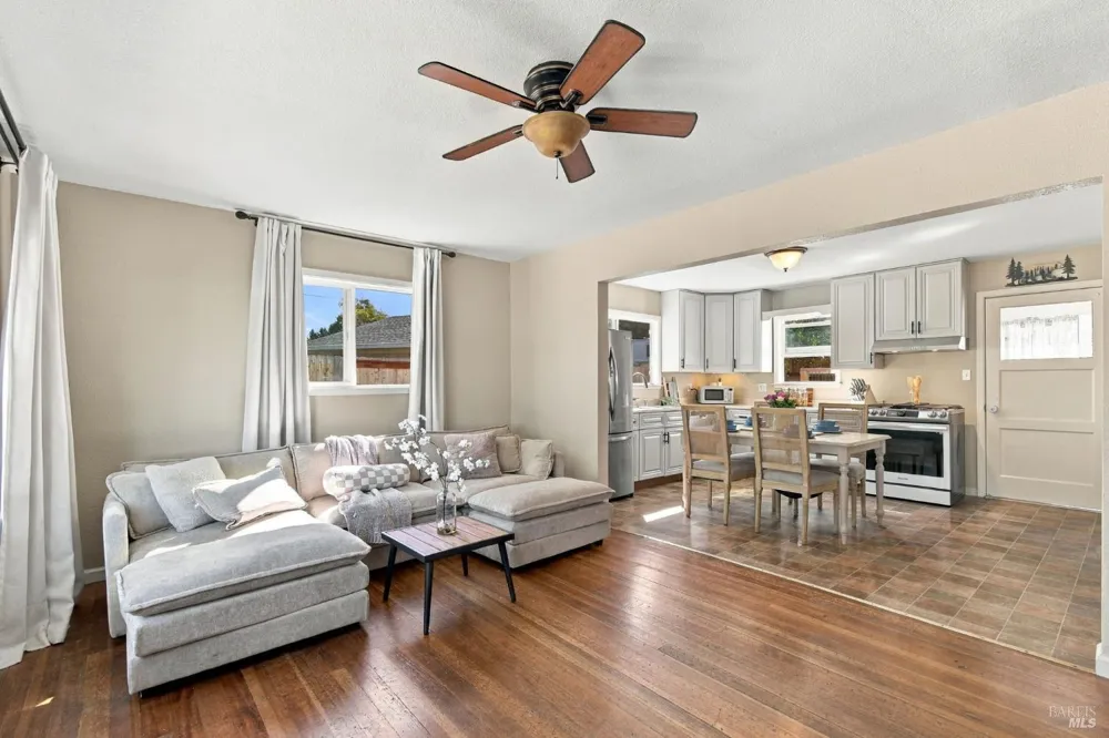 732 Blossom Way Santa Rosa, CA 95401