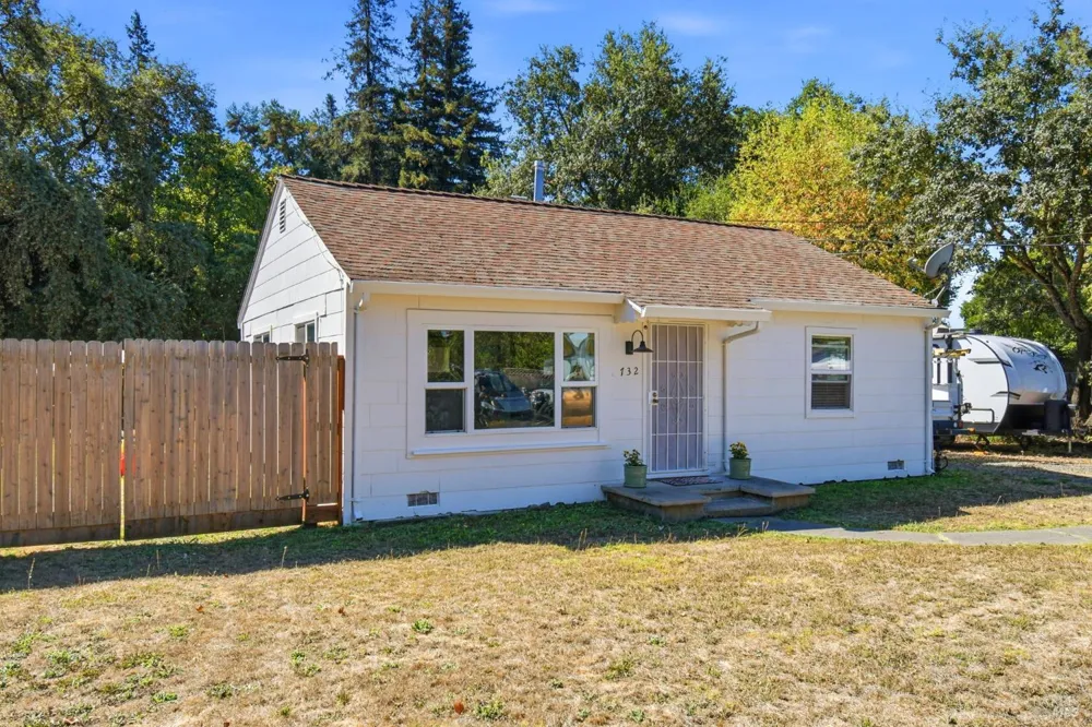 732 Blossom Way Santa Rosa, CA 95401