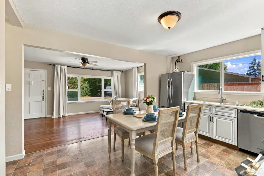 732 Blossom Way Santa Rosa, CA 95401
