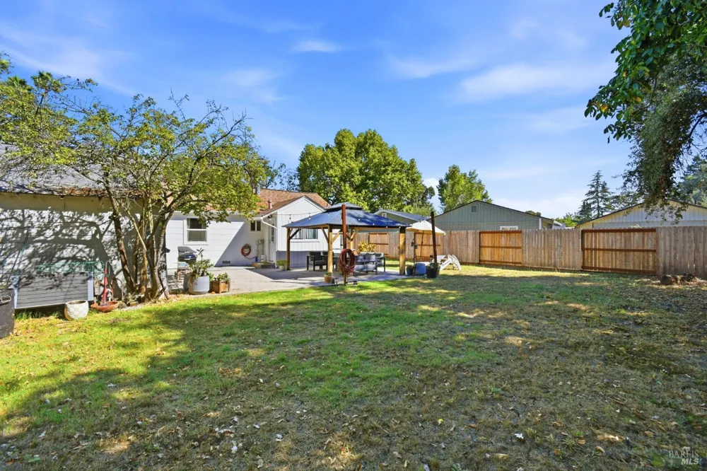 732 Blossom Way Santa Rosa, CA 95401