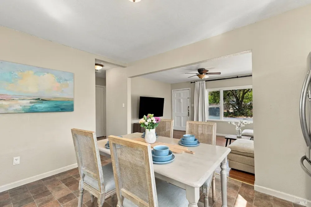 732 Blossom Way Santa Rosa, CA 95401