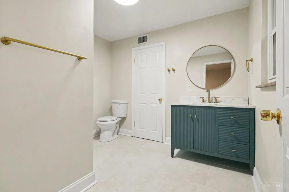 8997 Plainfield Road Sycamore, OH 45236