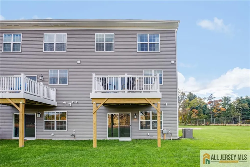 110 Fred Clark Drive Pennington, NJ 08534