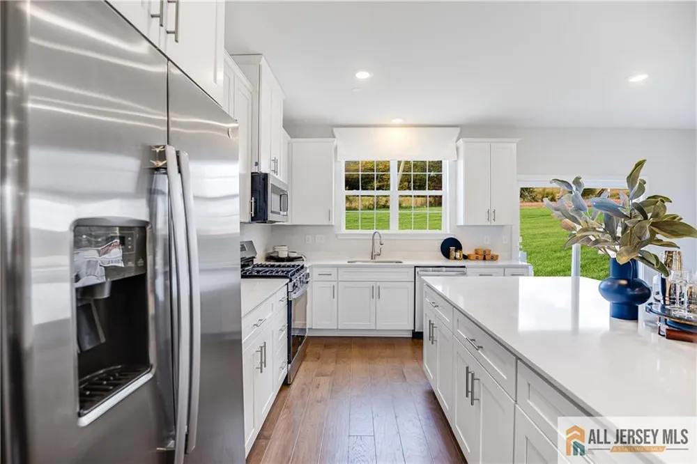 110 Fred Clark Drive Pennington, NJ 08534