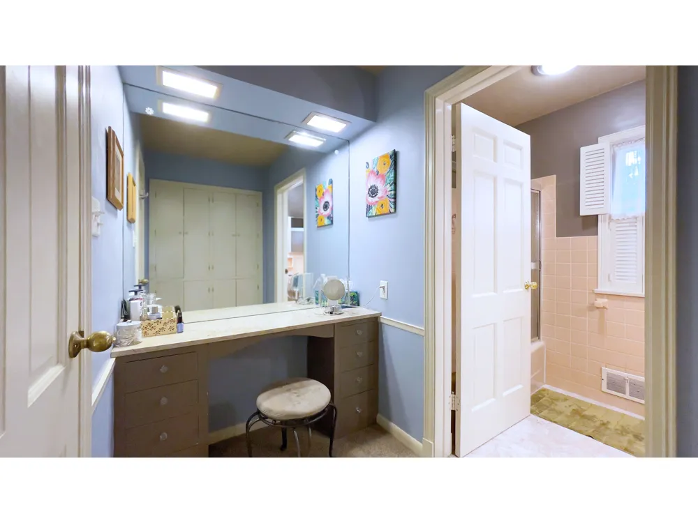 6240 Azure Lane Indianapolis, IN 46220