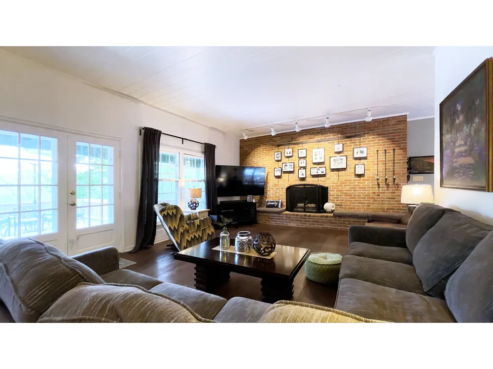 6240 Azure Lane Indianapolis, IN 46220