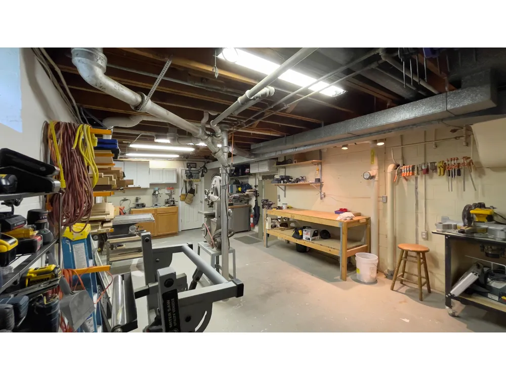 6240 Azure Lane Indianapolis, IN 46220