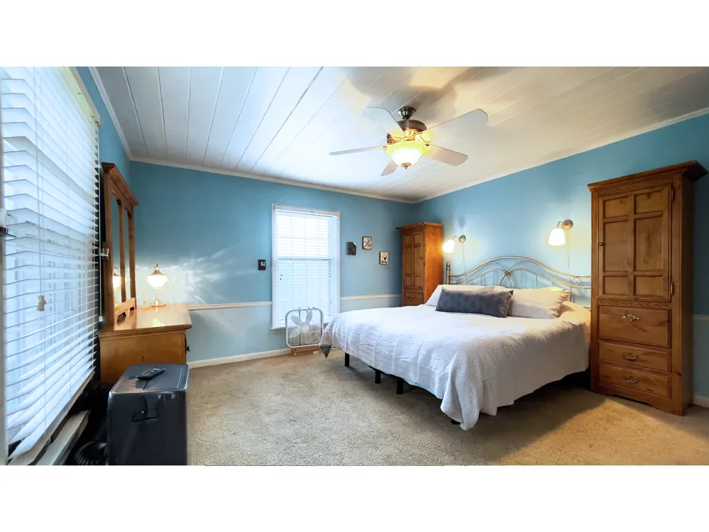 6240 Azure Lane Indianapolis, IN 46220