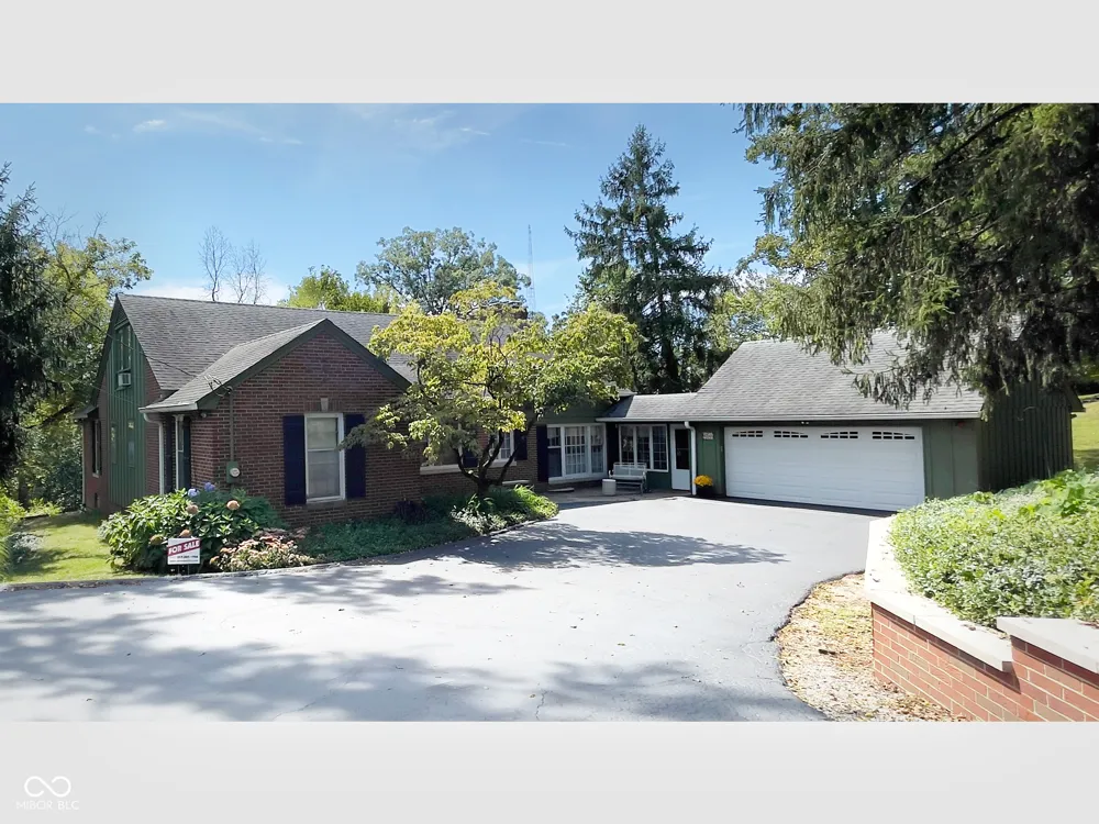 6240 Azure Lane Indianapolis, IN 46220