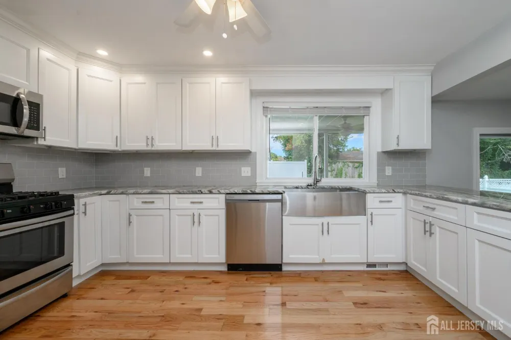 19 Bucknell Drive Cherry Hill, NJ 08034