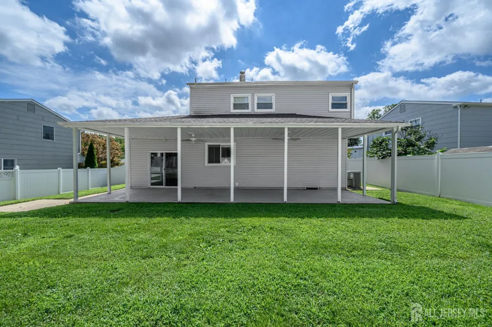 19 Bucknell Drive Cherry Hill, NJ 08034