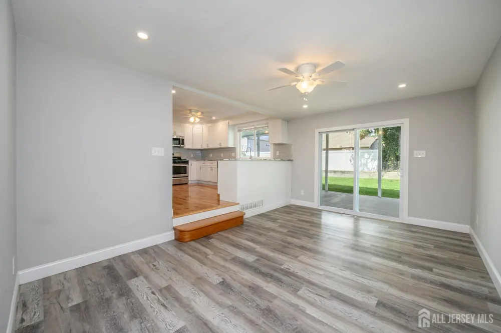 19 Bucknell Drive Cherry Hill, NJ 08034