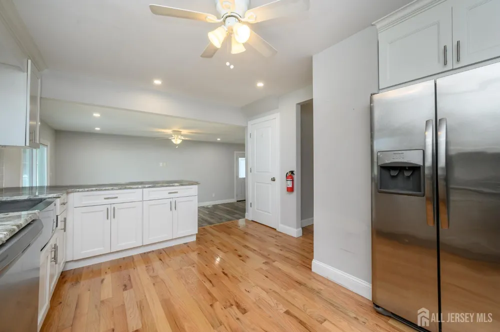 19 Bucknell Drive Cherry Hill, NJ 08034