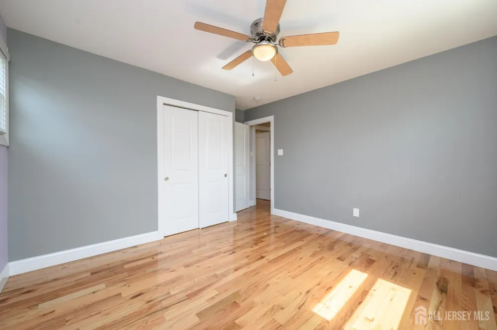 19 Bucknell Drive Cherry Hill, NJ 08034