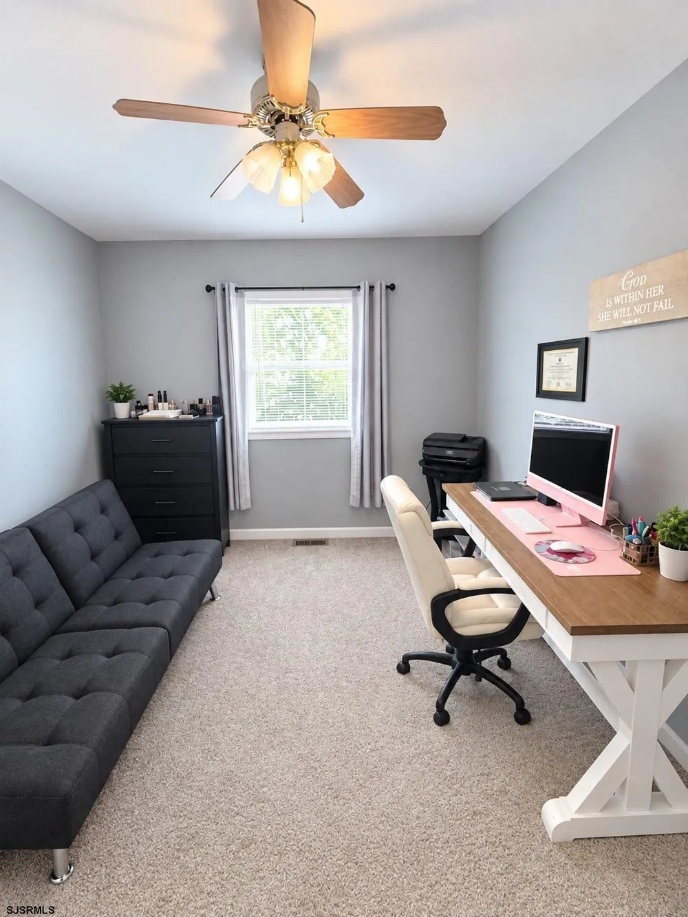 10 Fomalhaut Ct Turnersville, NJ 08012