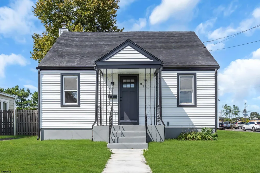 33 Morris Street Burlington, NJ 08016