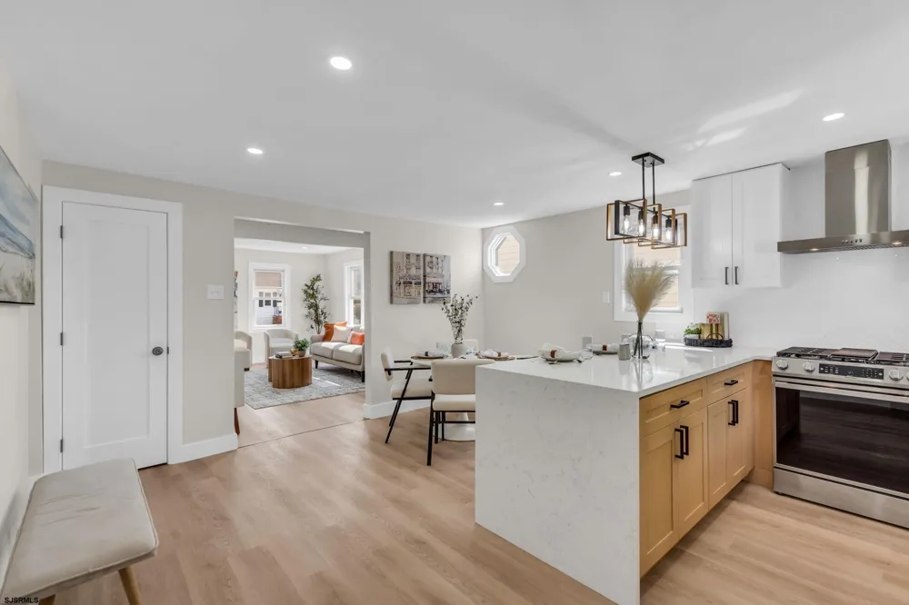 33 Morris Street Burlington, NJ 08016