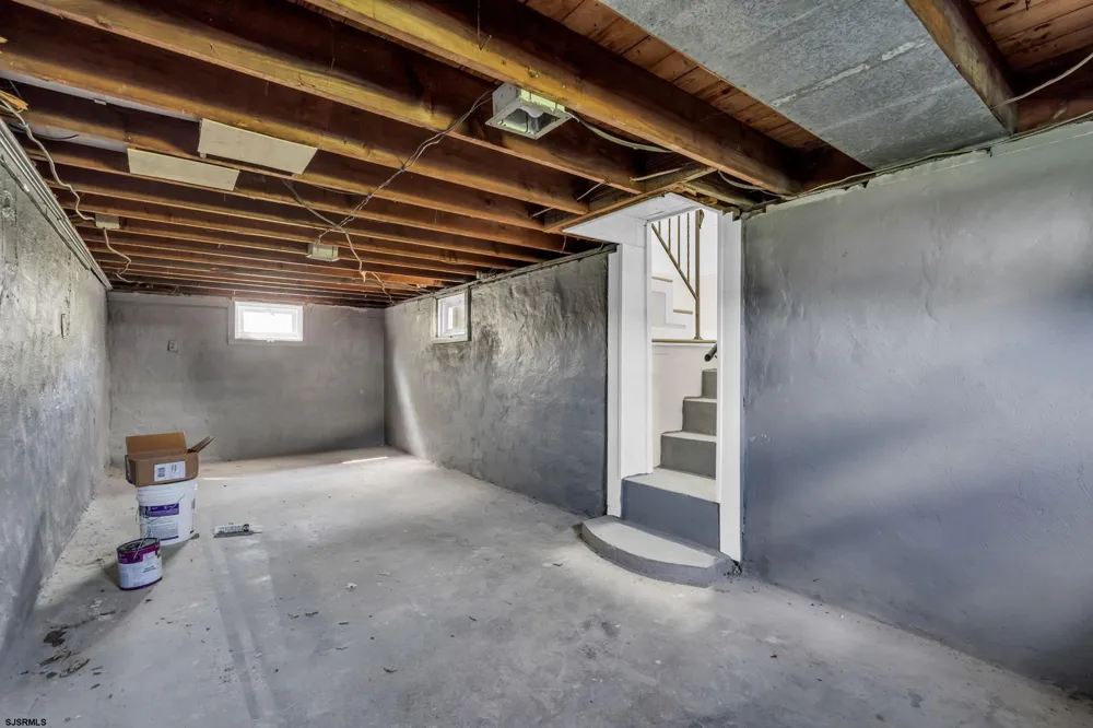 33 Morris Street Burlington, NJ 08016