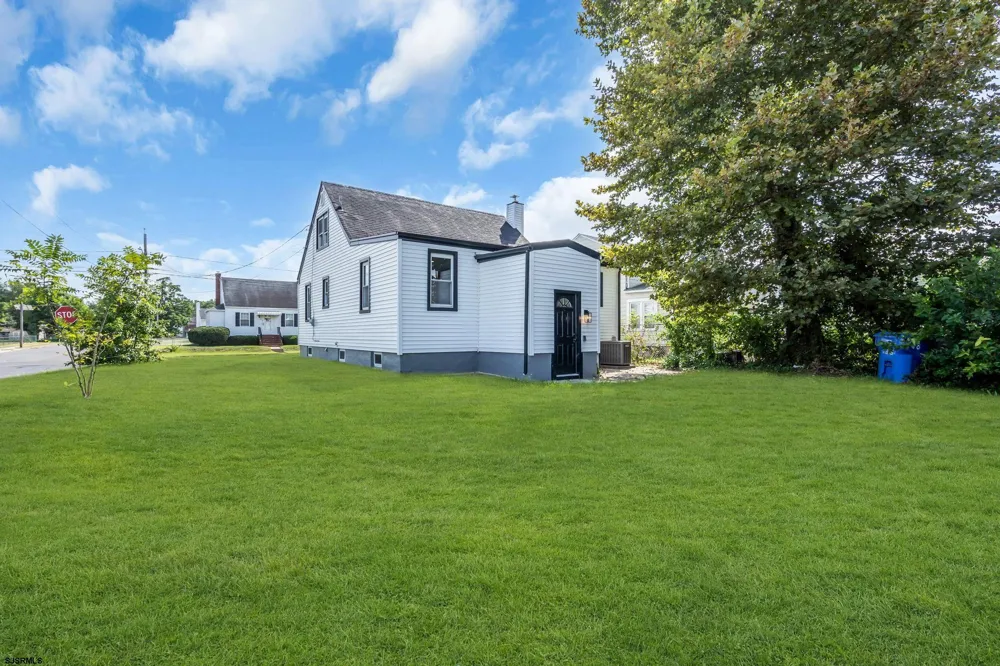 33 Morris Street Burlington, NJ 08016