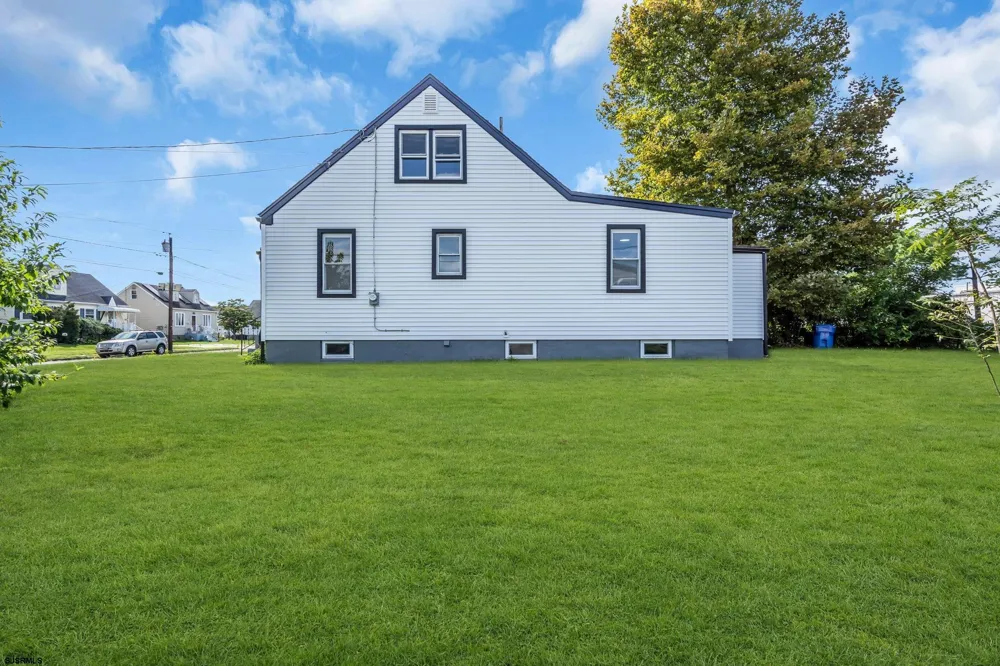 33 Morris Street Burlington, NJ 08016