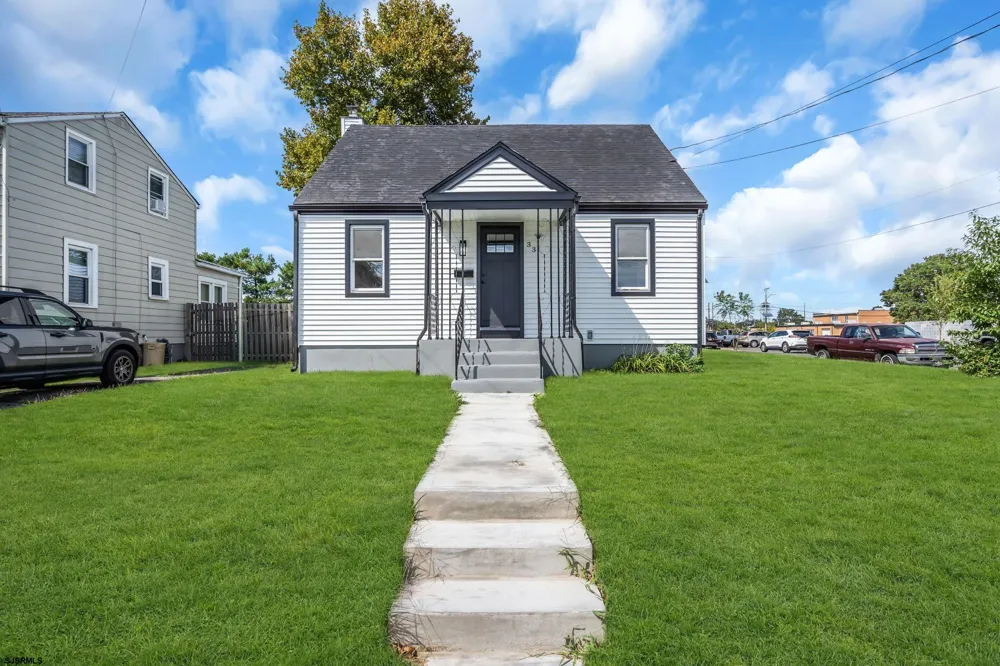 33 Morris Street Burlington, NJ 08016