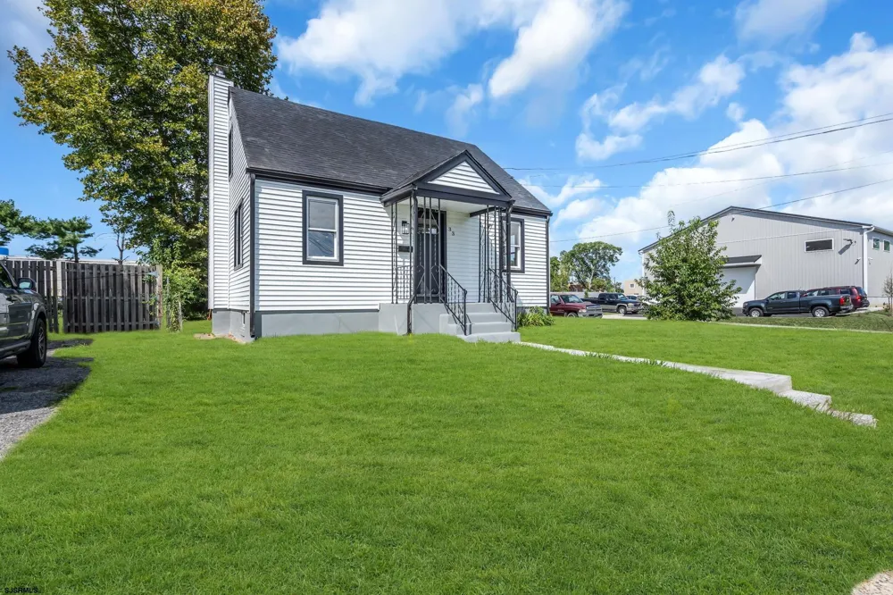 33 Morris Street Burlington, NJ 08016