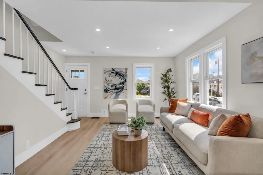 33 Morris Street Burlington, NJ 08016